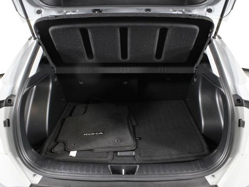 Used 2024 Hyundai Kona SEL image 18