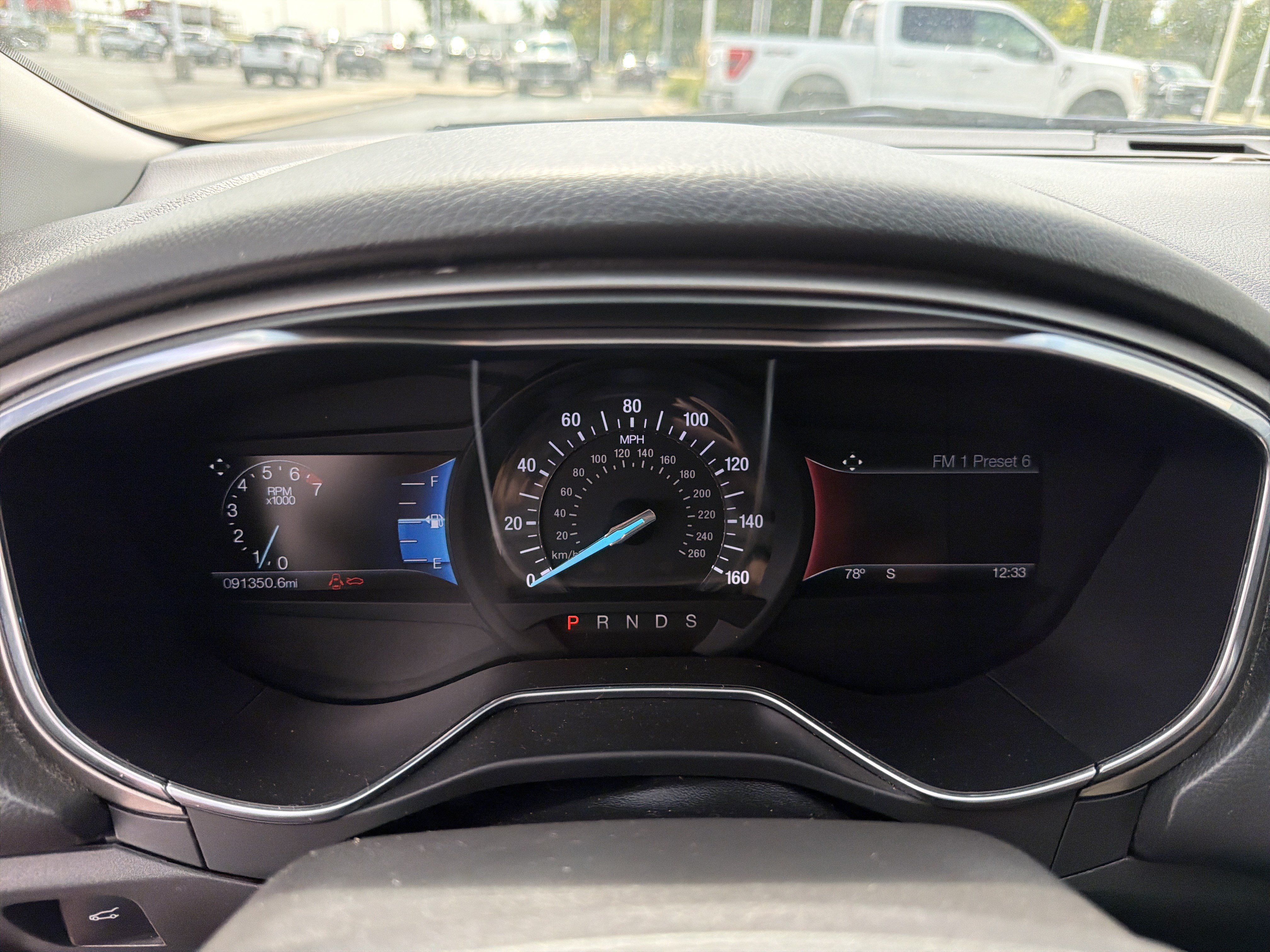 Used 2016 Ford Fusion SE w/ Equipment Group 202A FWD image 29