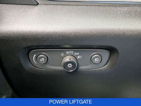 Used 2019 Chevrolet Traverse Premier image 20