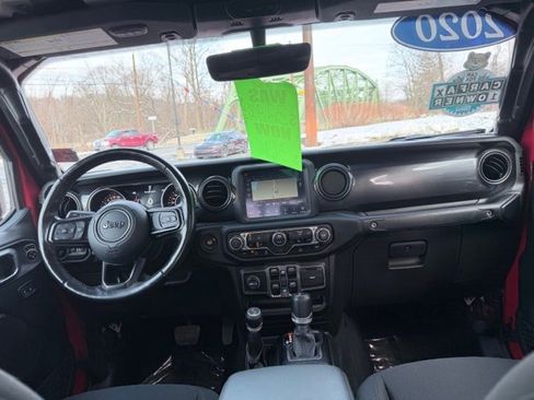 Certified 2020 Jeep Gladiator Sport image 26