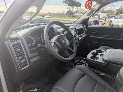 Used 2014 RAM 3500 Tradesman image 7