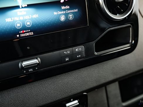 Used 2023 Mercedes-Benz Sprinter 3500 w/ Parking Package image 60