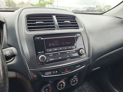 Used 2015 Mitsubishi Outlander Sport ES FWD image 12