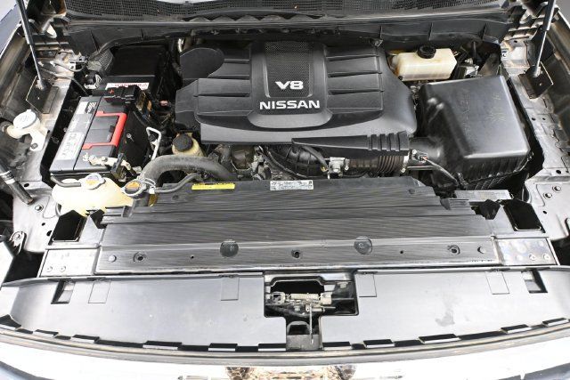 Used 2018 Nissan Titan SV AWD/4WD image 37