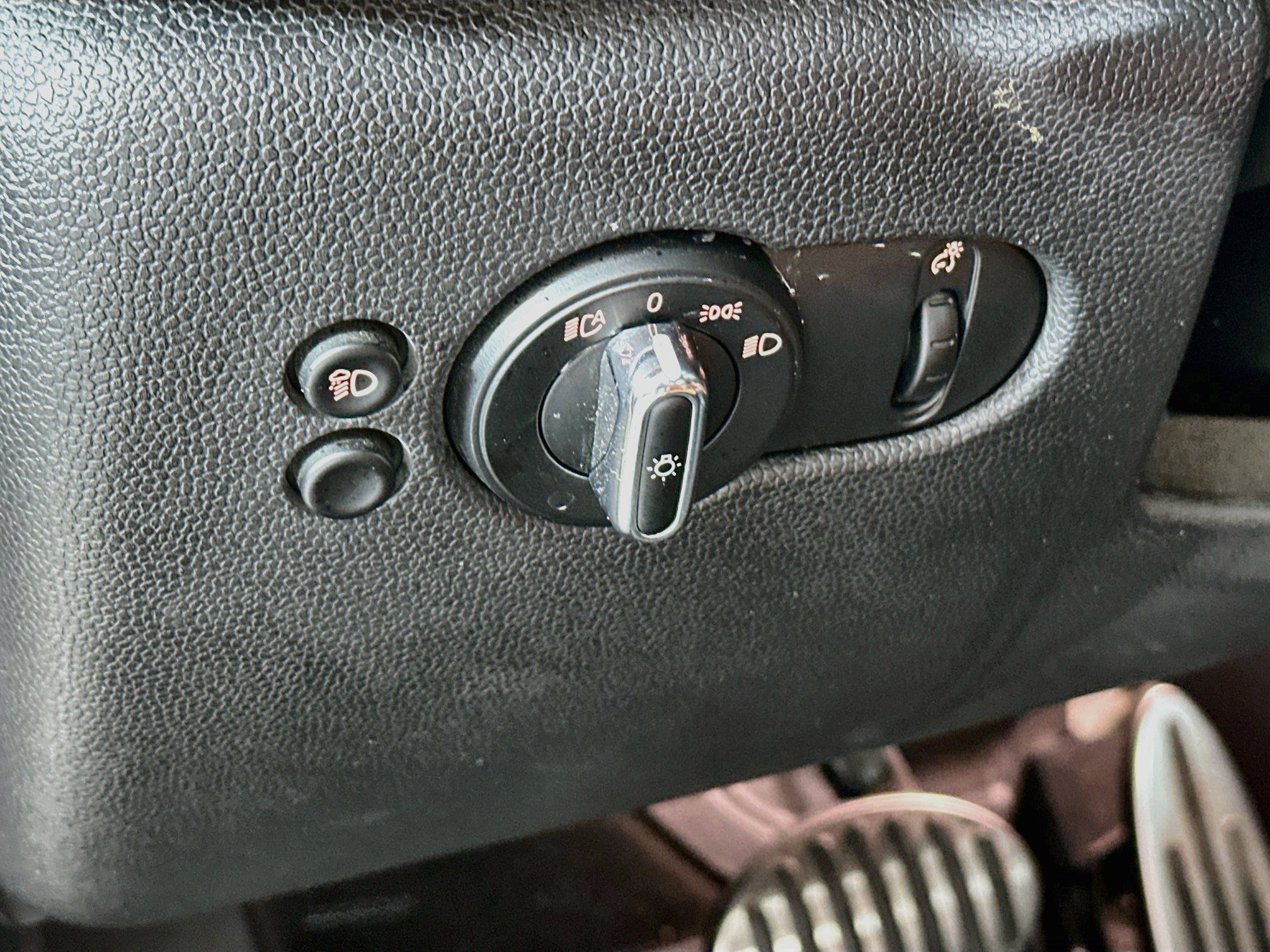 Used 2022 MINI Cooper John Cooper Works w/ Driver Assistance Package FWD image 16