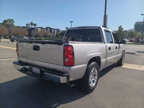 Used 2006 Chevrolet Silverado 1500 LS image 8