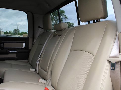 Used 2015 RAM 2500 Laramie w/ Protection Group AWD/4WD image 20