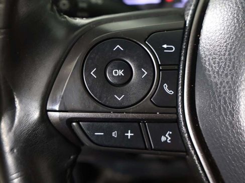 Used 2022 Toyota Camry SE FWD image 35