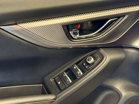 Used 2023 Subaru Crosstrek 2.5i Limited w/ Moonroof Package image 18