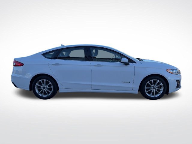 Used 2019 Ford Fusion SE FWD image 9