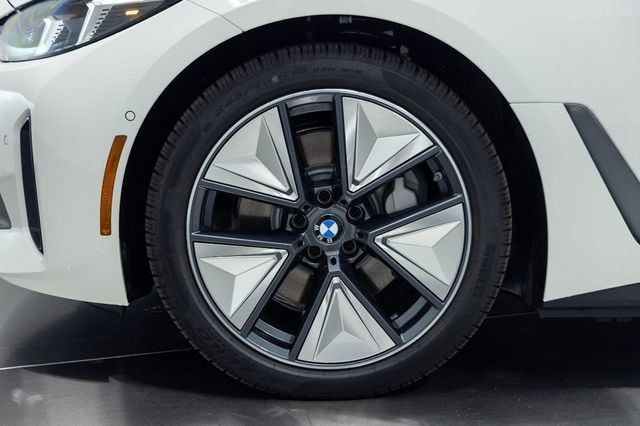 New 2026 BMW i4 xDrive40i w/ Premium Package AWD/4WD image 26