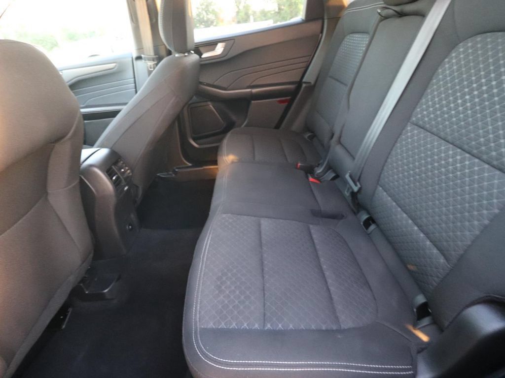 Used 2023 Ford Escape Active w/ Tech Pack #2 FWD image 6
