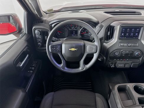 Used 2022 Chevrolet Silverado 1500 Custom image 21
