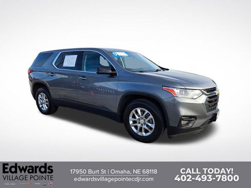 Used 2020 Chevrolet Traverse LS AWD/4WD image 1