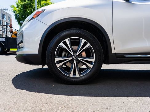 Used 2018 Nissan Rogue SL AWD/4WD image 7