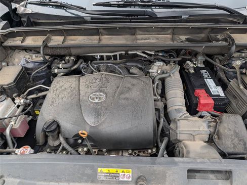 Used 2022 Toyota Highlander XSE AWD/4WD image 37