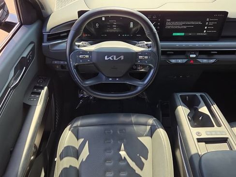 Used 2024 Kia EV9 Wind AWD/4WD image 14