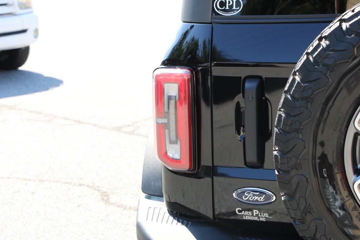 Used 2025 Ford Bronco Badlands AWD/4WD image 5