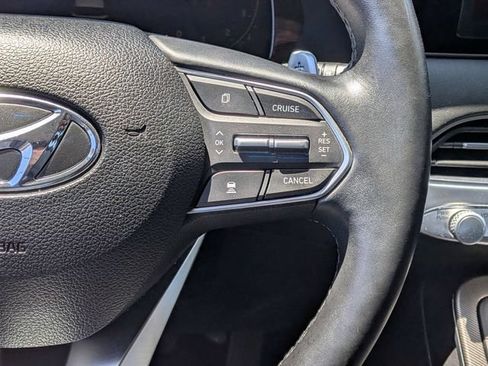 Used 2022 Hyundai Palisade Limited FWD image 16