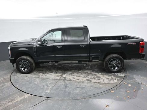 Used 2024 Ford F250 Lariat w/ Sport Appearance Package image 11