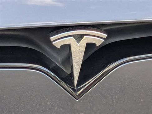 Used 2023 Tesla Model X AWD/4WD image 15