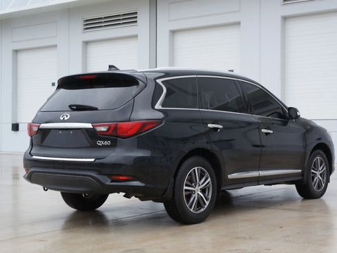 Used 2019 INFINITI QX60 Luxe w/ Essential Package image 13