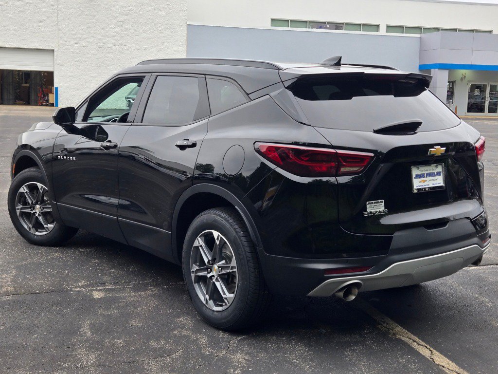 Certified 2023 Chevrolet Blazer LT w/ Convenience Package FWD image 15