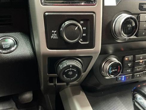 Used 2020 Ford F150 Lariat w/ Equipment Group 502A Luxury AWD/4WD image 24