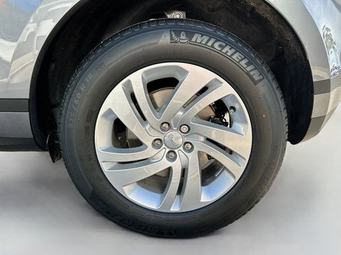 New 2026 Land Rover Range Rover Evoque S image 35