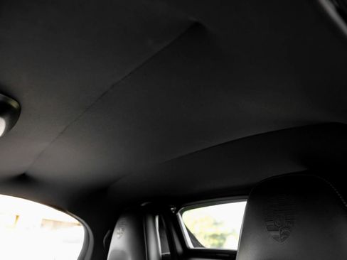 Used 2020 Porsche 718 Boxster S image 31