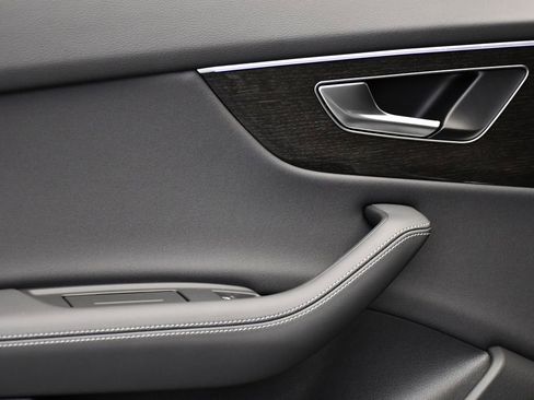 New 2026 Audi Q8 Premium Plus image 41