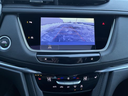 Used 2025 Cadillac XT5 Premium Luxury image 31