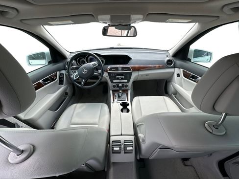 Used 2014 Mercedes-Benz C 300 4MATIC Sedan image 26