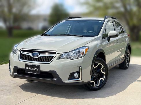 Used 2016 Subaru Crosstrek 2.0i Limited AWD/4WD image 1