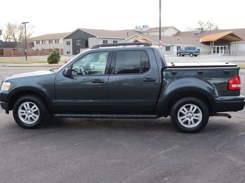 Used 2010 Ford Explorer Sport Trac XLT image 9