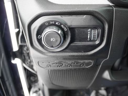 Certified 2024 Jeep Wrangler Sport S image 18