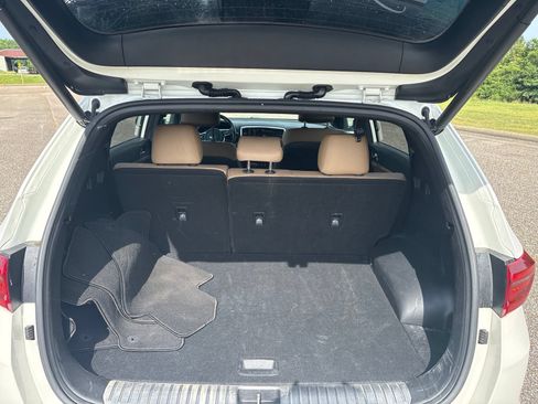 Used 2022 Kia Sportage SX FWD image 7