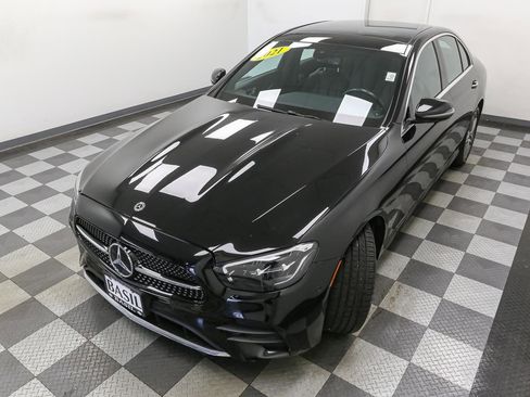 Used 2021 Mercedes-Benz E 350 4MATIC Sedan image 6