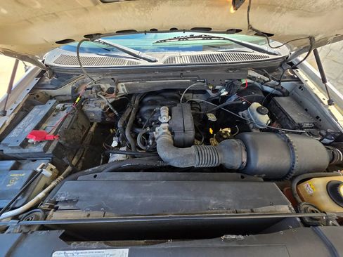 Used 2003 Ford F150 XLT RWD image 24