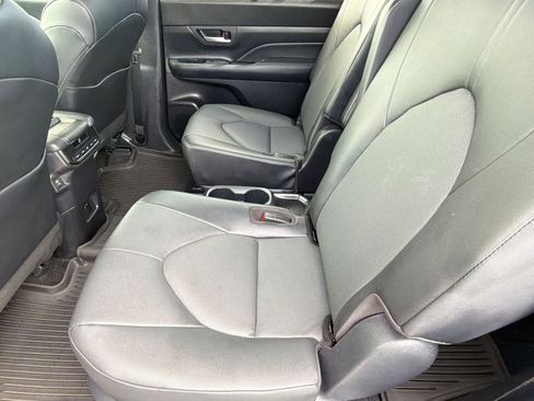 Used 2024 Toyota Grand Highlander FWD image 28