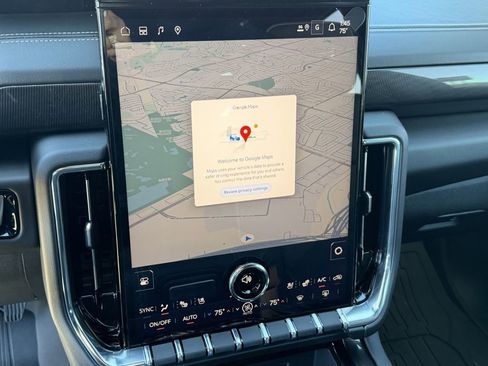 New 2026 GMC Yukon Elevation w/ Elevation Premium Package image 12