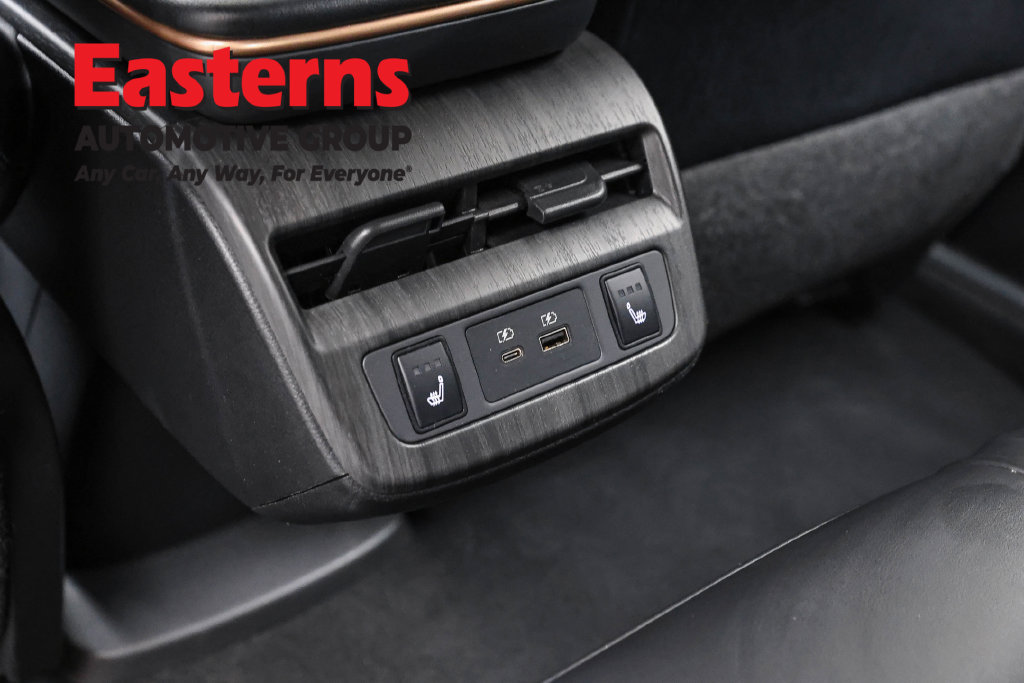 Used 2024 Nissan Ariya AWD image 27