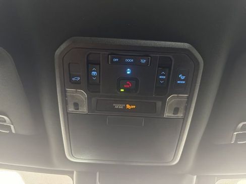 Used 2024 Toyota Sequoia Platinum image 15