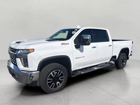 Used 2022 Chevrolet Silverado 3500 LTZ w/ LTZ Convenience Package AWD/4WD image 8