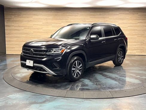 Used 2023 Volkswagen Atlas SE image 5