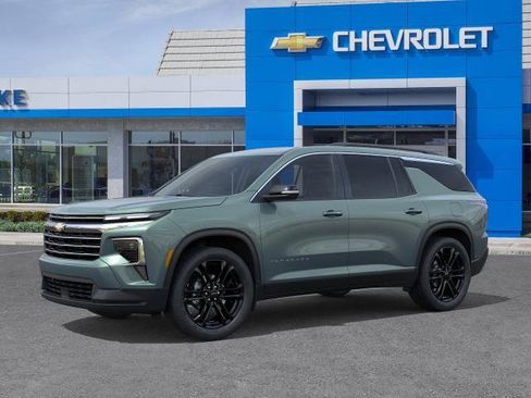 New 2027 Chevrolet Traverse LT w/ LPO, Floor Liner Package FWD image 2