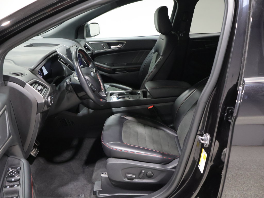 Used 2024 Ford Edge ST-Line AWD/4WD image 8