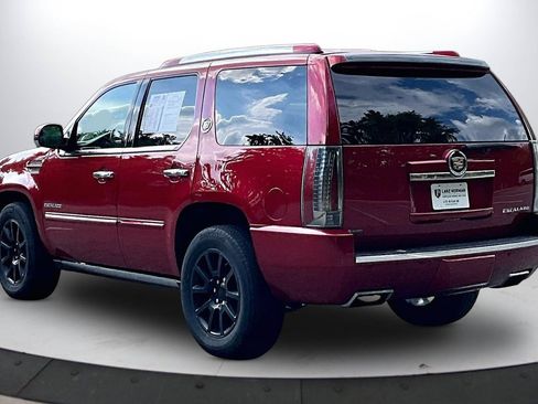 Used 2014 Cadillac Escalade Premium AWD/4WD image 7