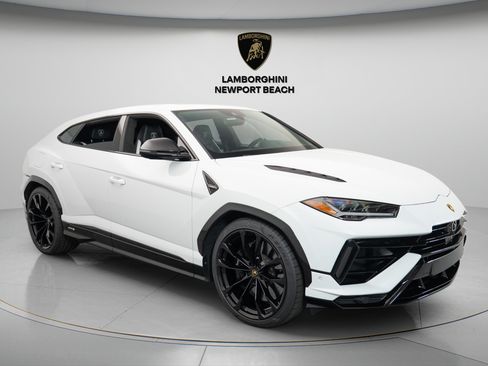 Used 2024 Lamborghini Urus S AWD/4WD image 1
