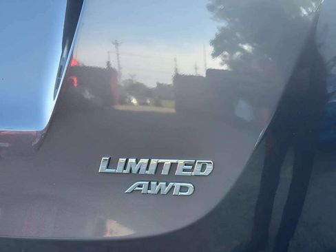 Used 2014 Toyota RAV4 Limited AWD/4WD image 34